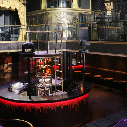 Диваны и кресла для клуба