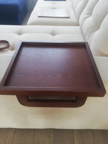 Столик на подлокотник