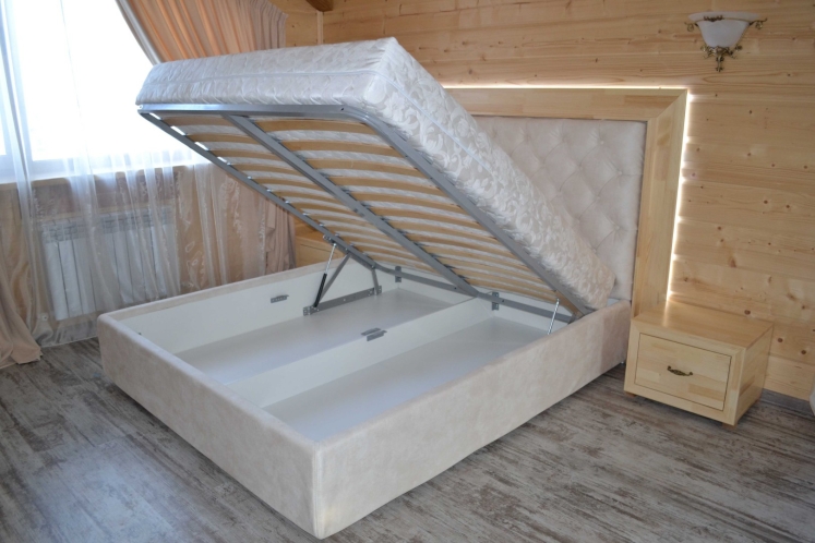 Кровать АК 010